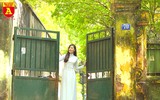 [ẢNH] Thiếu nữ thướt tha với tà áo dài trong sắc thu Hà Nội